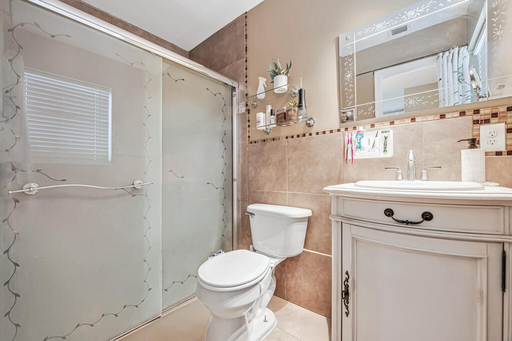 CORAL SPRINGS UNIVERSITY DRIVE - Residential