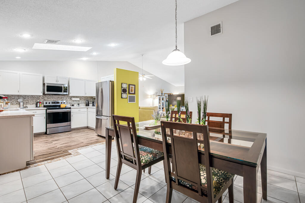 CORAL SPRINGS UNIVERSITY DRIVE - Residential