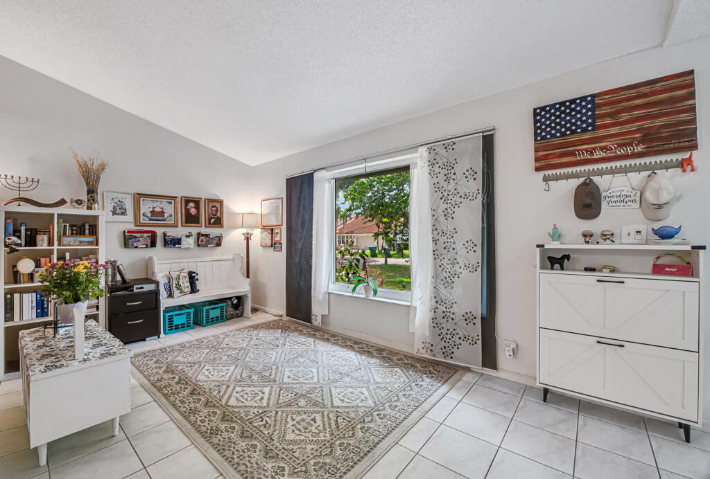 CORAL SPRINGS UNIVERSITY DRIVE - Residential