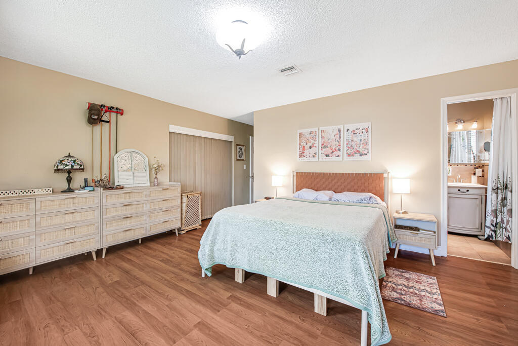 CORAL SPRINGS UNIVERSITY DRIVE - Residential