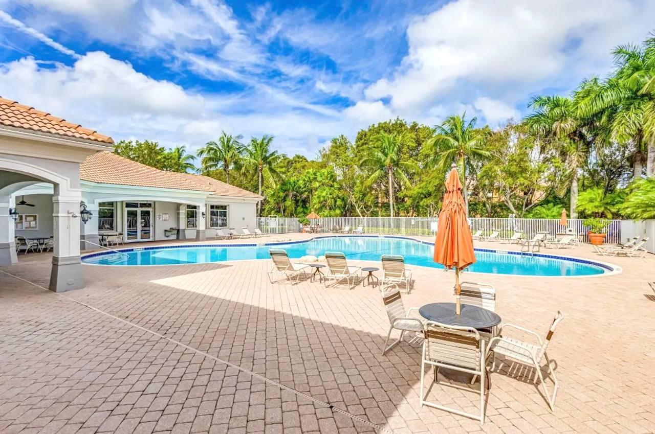 Turtle Cay - Residential