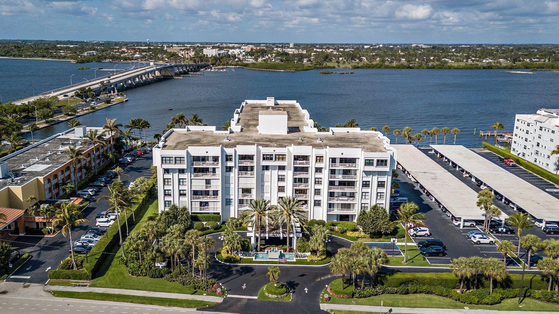 Beautifully renovated 3-bed, 2-bath on the Intracoastal Waterway. This 3-bedroom, 2-bathroom condo offers the perfect blend of coastal elegance and modern comfort. Located just minutes from the ocean, golf and dining, this light-filled home features a spacious open-concept layout with updated flooring, high-end finishes, and a sleek contemporary kitchen.