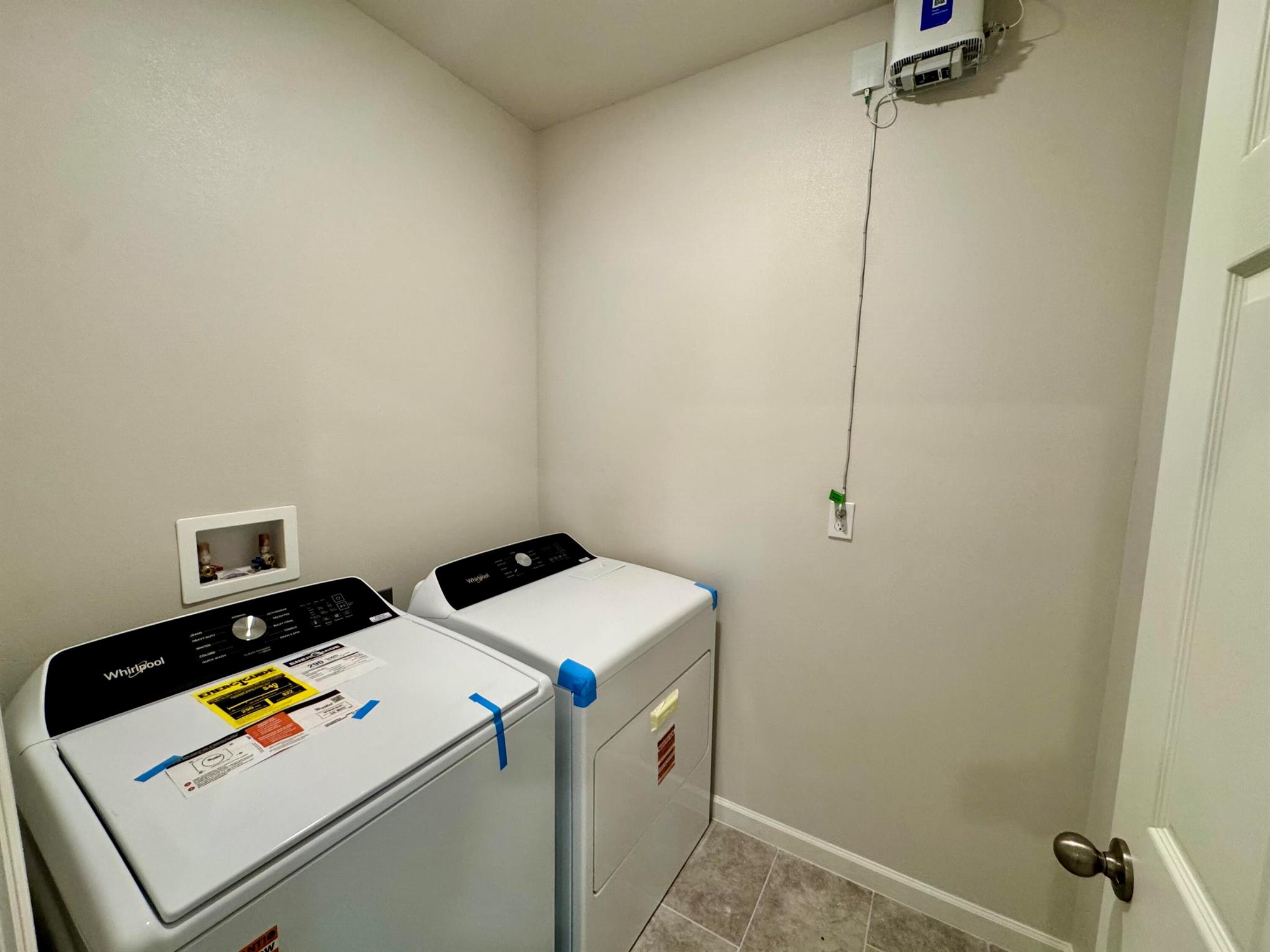 MORNINGSIDE PALM BREEZES - Residential Lease