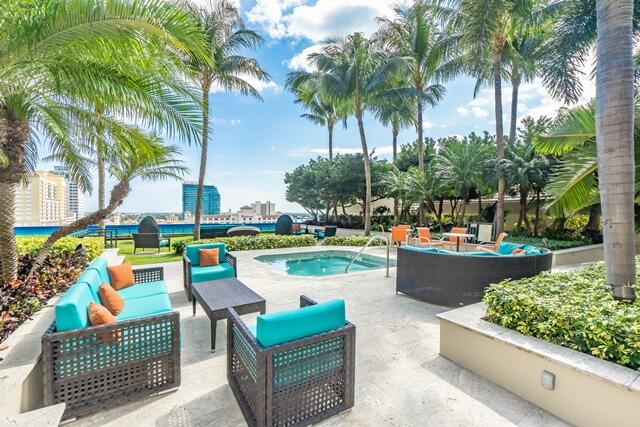 CITYPLACE SOUTH TOWER CONDO - Residential