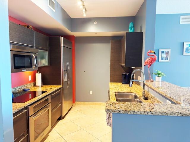 CITYPLACE SOUTH TOWER CONDO - Residential