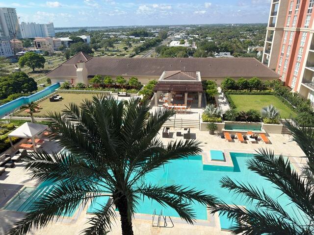 CITYPLACE SOUTH TOWER CONDO - Residential