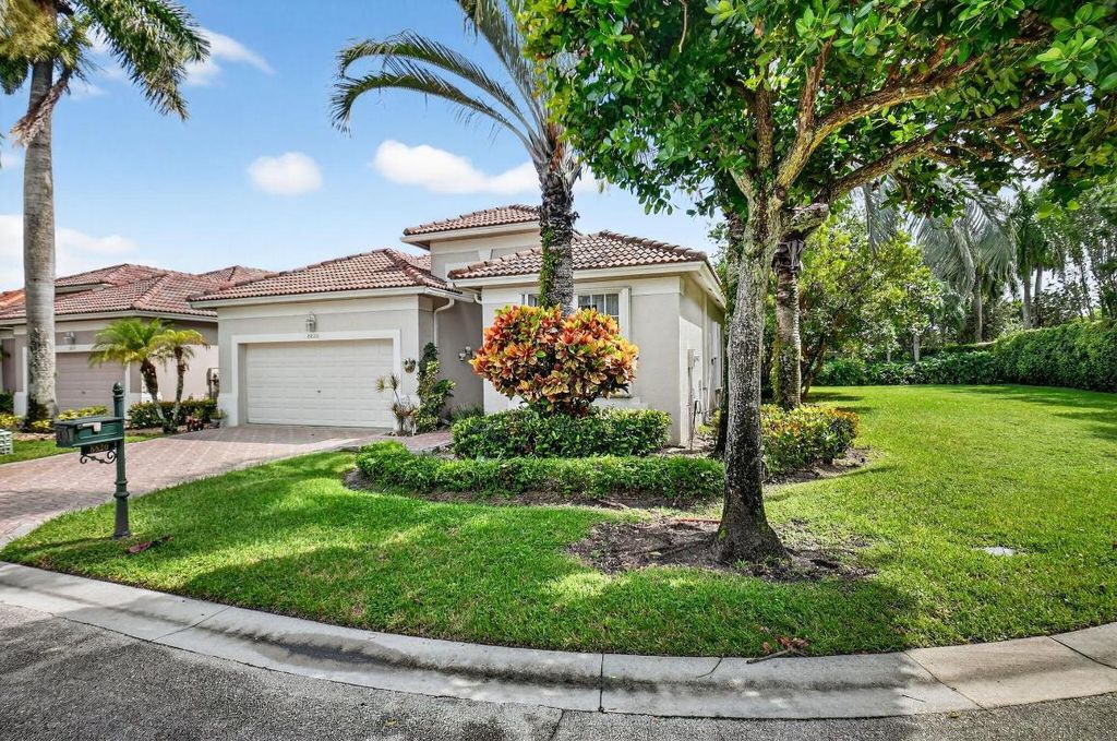 Photo of 8820 Barrymore Lane, Boynton Beach, FL 33472 (MLS # R11100569)