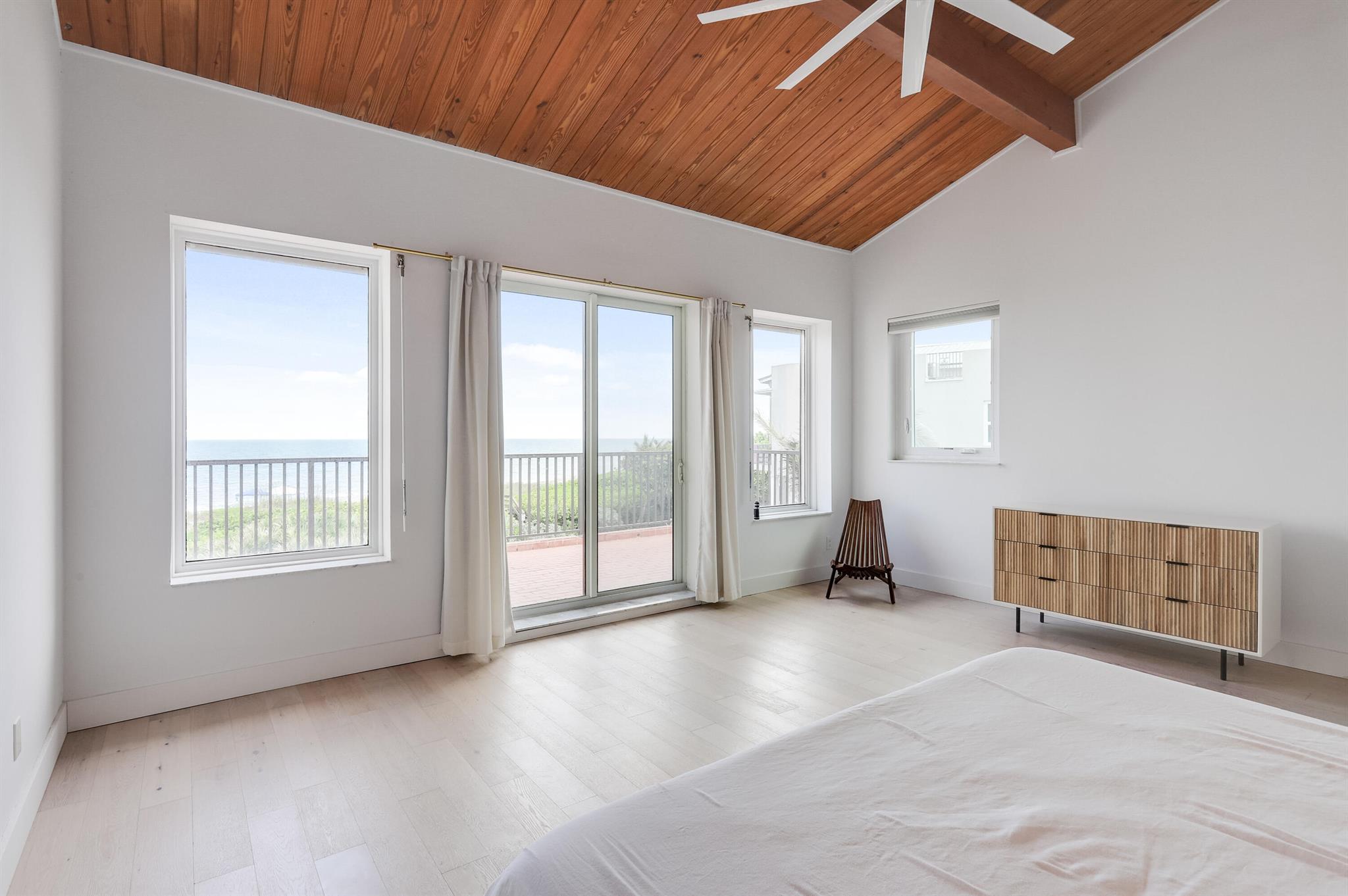 DUNE CONDO - Residential