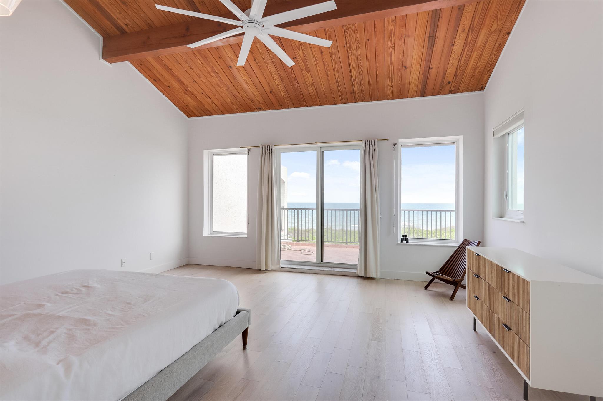 DUNE CONDO - Residential