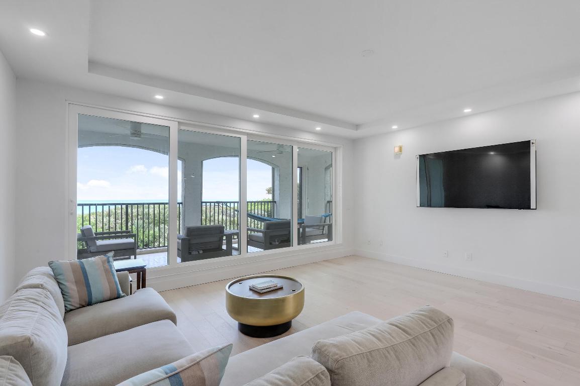 DUNE CONDO - Residential