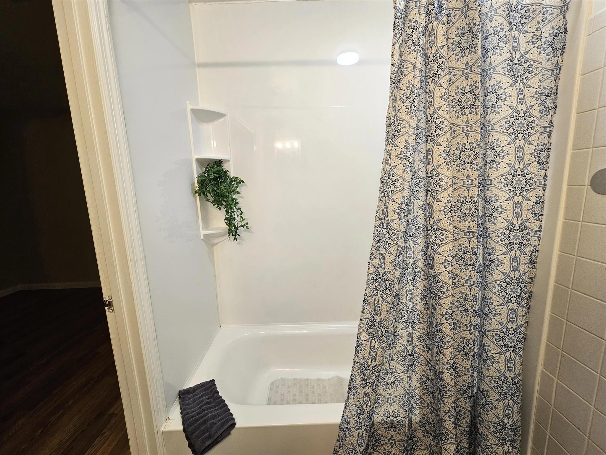 IXORA PARK PLAT NO 3 - Residential