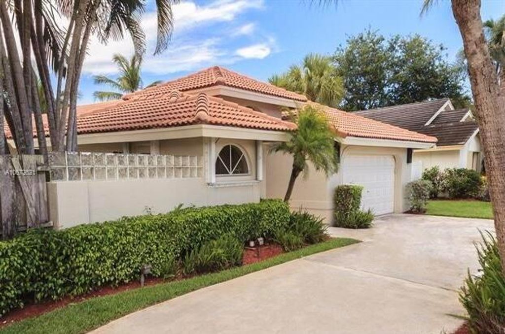 Photo of 1399 SW 18th Street, Boca Raton, FL 33486 (MLS # R11116279)