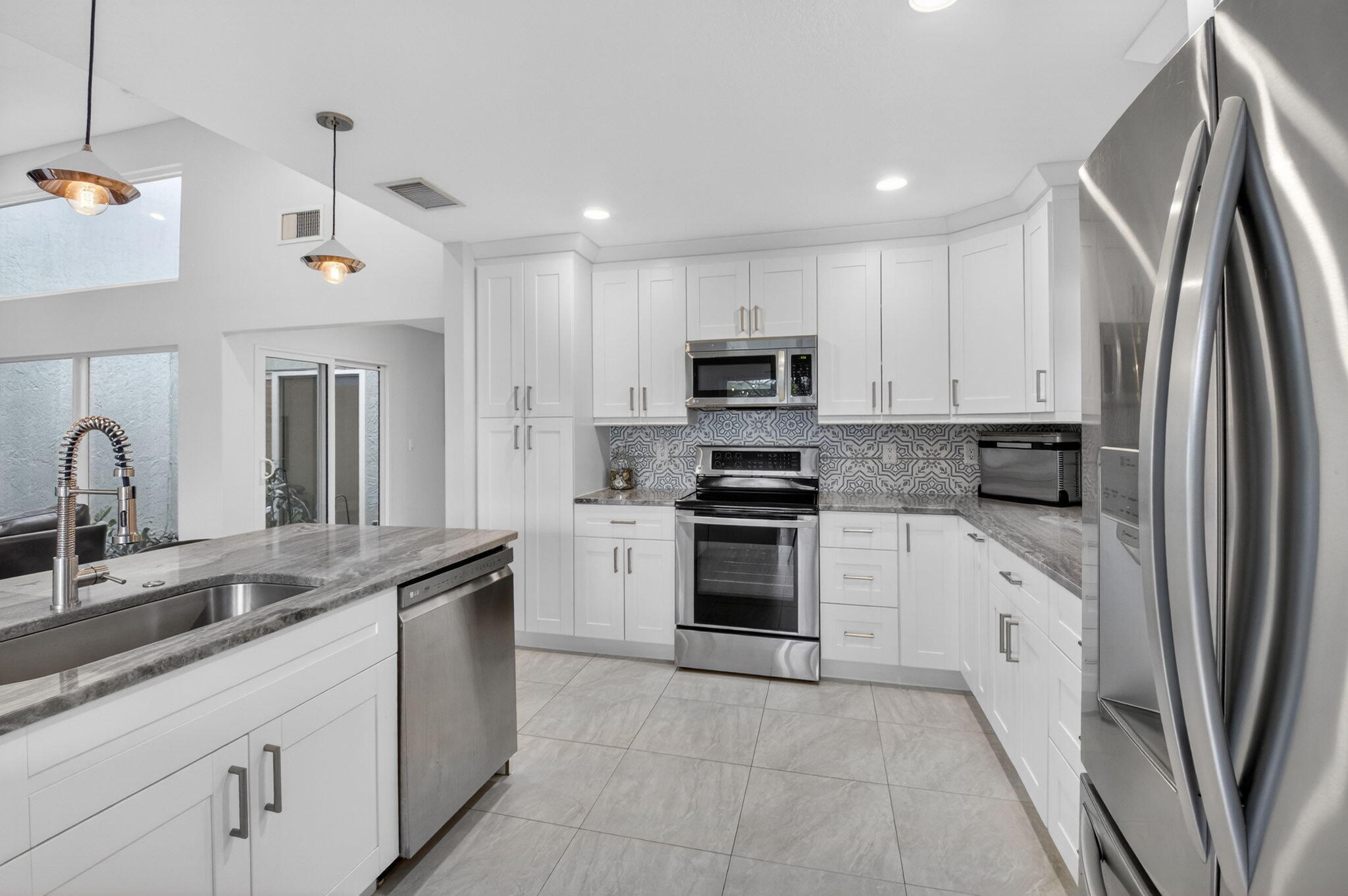 HOMEWOOD LAKES SEC D - Residential