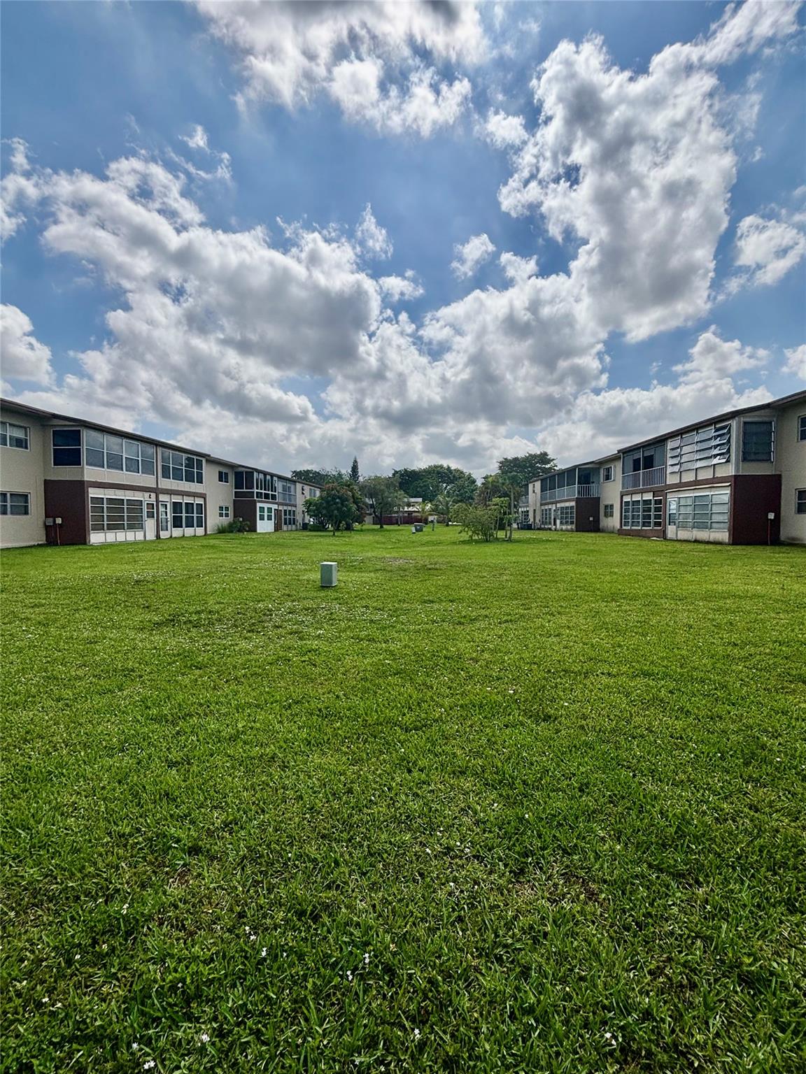 Oriole Gardens 1 - Residential