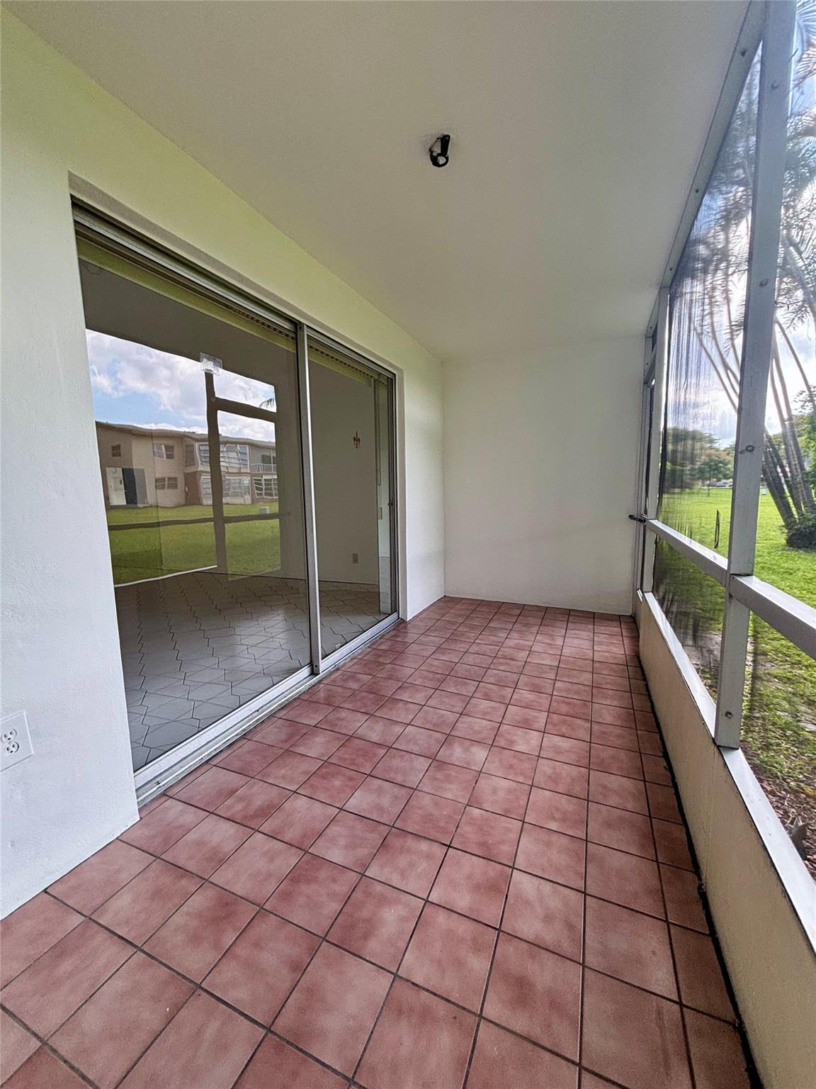 Oriole Gardens 1 - Residential