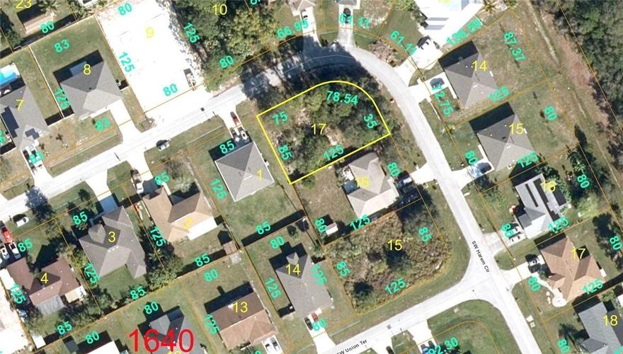 SELLER MOTIVATED!!! BRING REASONABLE OFFERS!!! Build your dream home on this Corner lot in the heart of Port St. Lucie, FL.  Growing community with a lot to offer.  Conveniently located near highway, shopping and restaurants.  This beautiful city awaits you.  Note: 8 occupied Tortoise Burrows was discovered on site and will require new buyer to remove at buyer's cost. THE LOW LIST PRICE IS DUE TO THE TORTOISES' BURROWS ON THE PROPERTY.