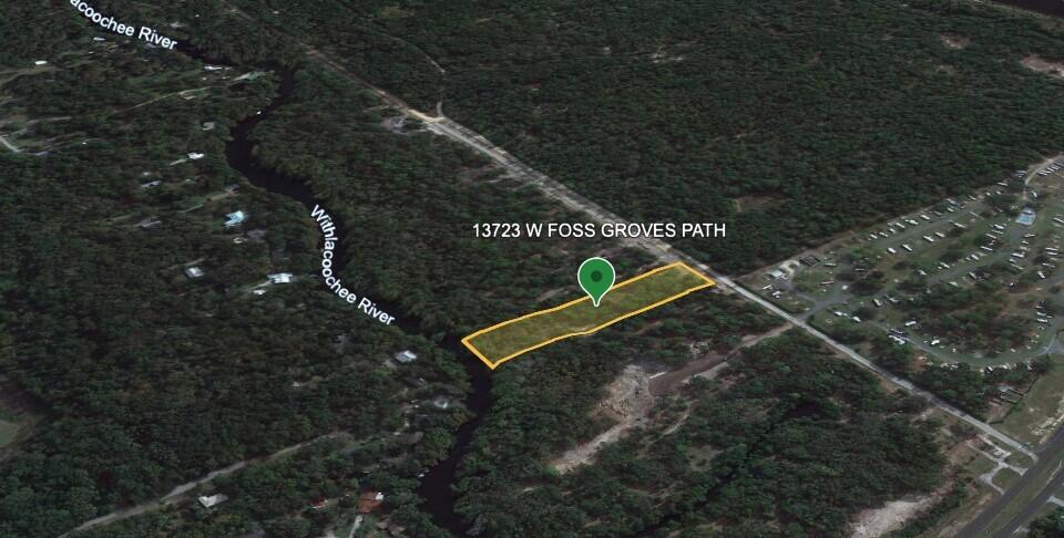 This is a rare opportunity to purchase a truly unique 2.15 ACRE parcel on the Withlacoochee River in the Gulf Breeze Shores community. Site builds and Modulars allowed. This property is only 10 minutes from the Gulf Coast! Situated near the cozy town of Inglis, FL with plenty of restaurants, entertainment, and boating all within 5 minutes. Build your dream homestead, set up a nice short-term rental for vacationers, or invest for the future!