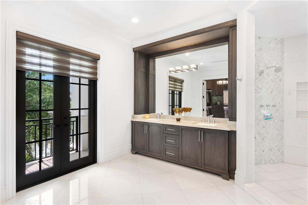 CORAL RIDGE COUNTRY CLUB - Residential