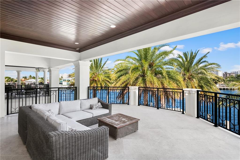 CORAL RIDGE COUNTRY CLUB - Residential