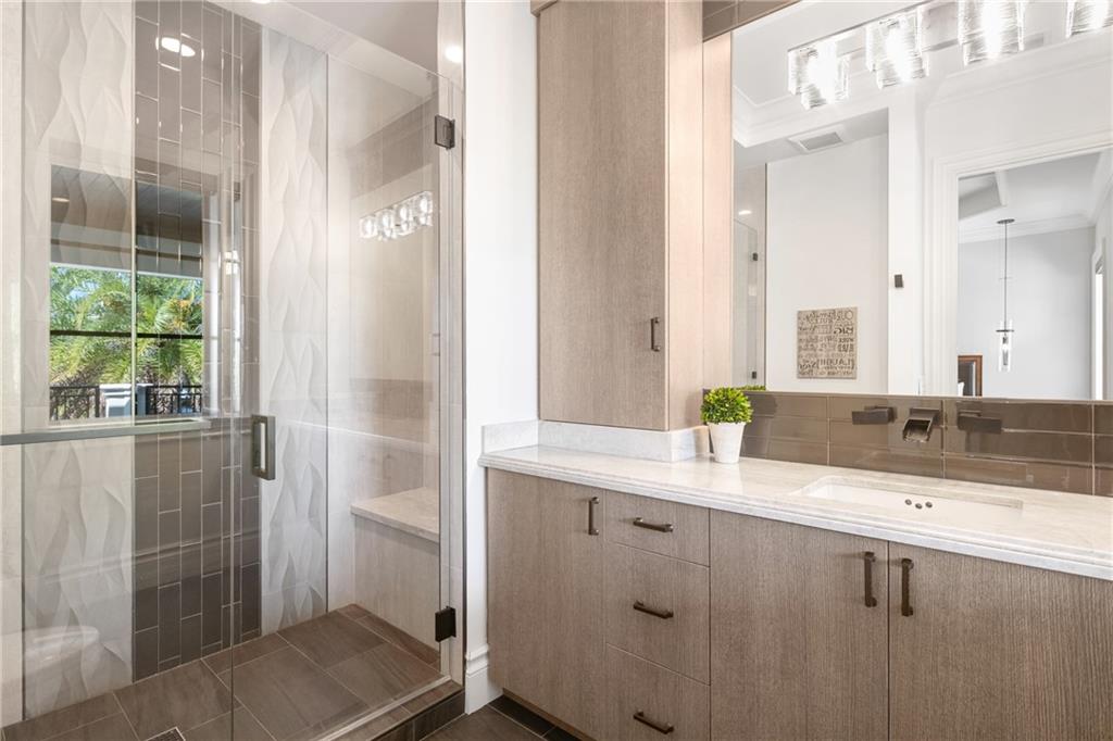 CORAL RIDGE COUNTRY CLUB - Residential