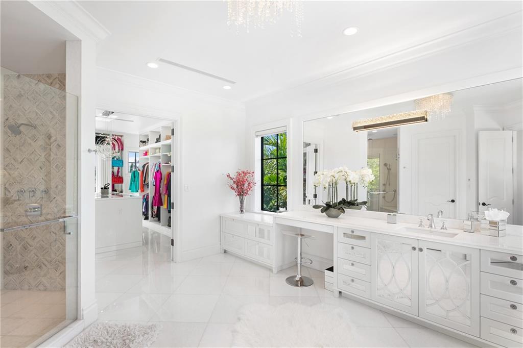 CORAL RIDGE COUNTRY CLUB - Residential