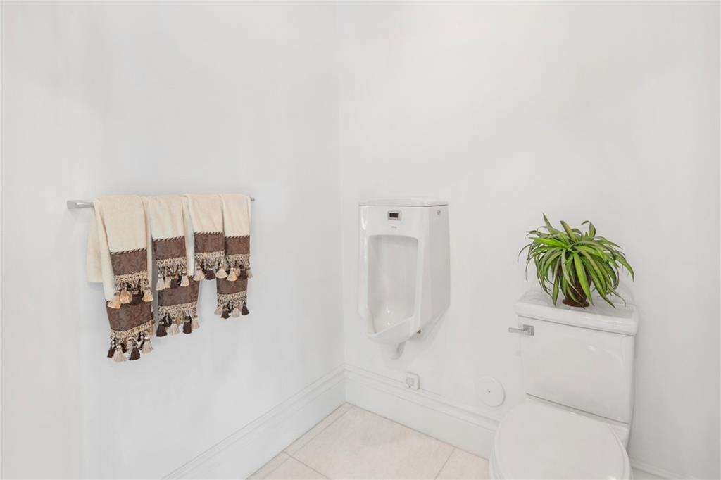 CORAL RIDGE COUNTRY CLUB - Residential