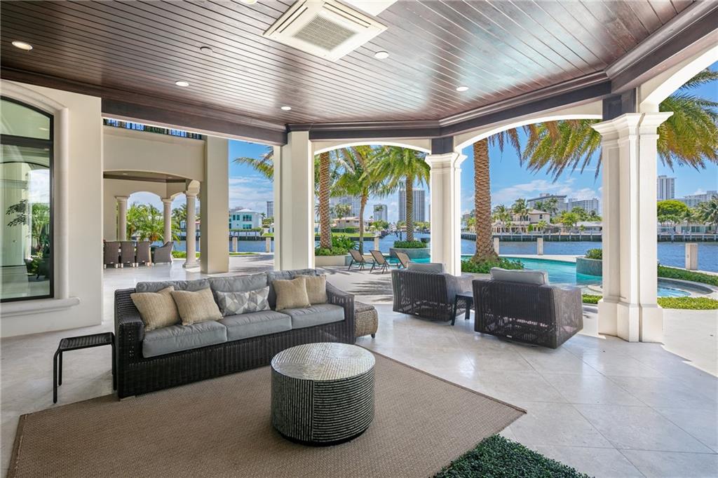 CORAL RIDGE COUNTRY CLUB - Residential