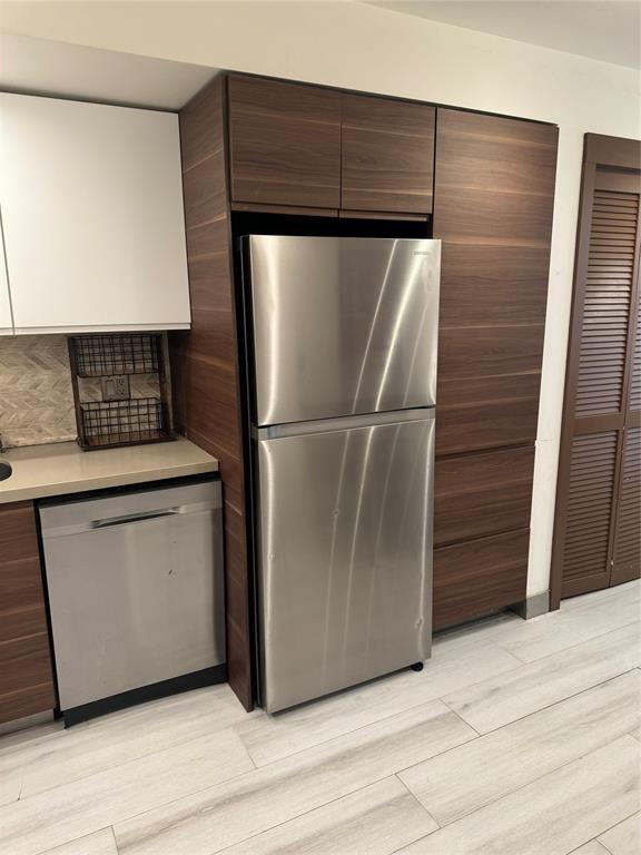 4200 Oaks Ter 206
