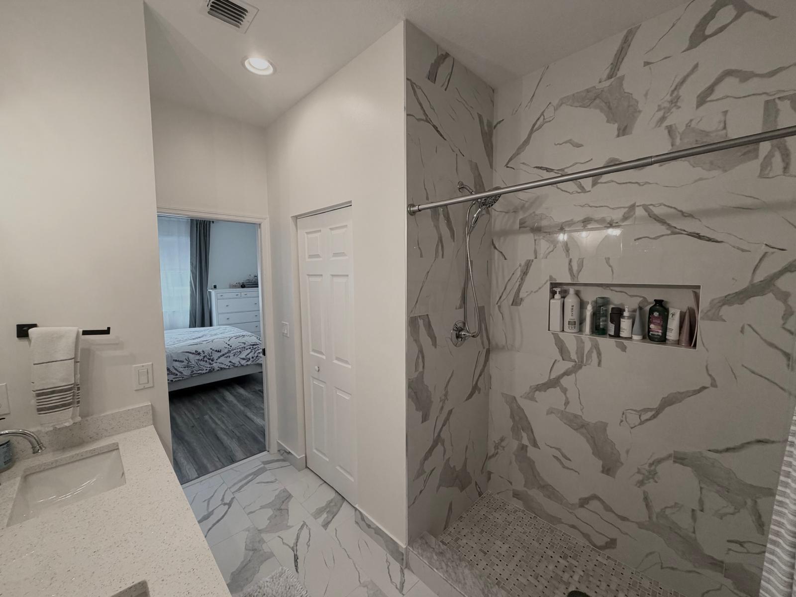 MONTEREY BAY TR - Residential Lease