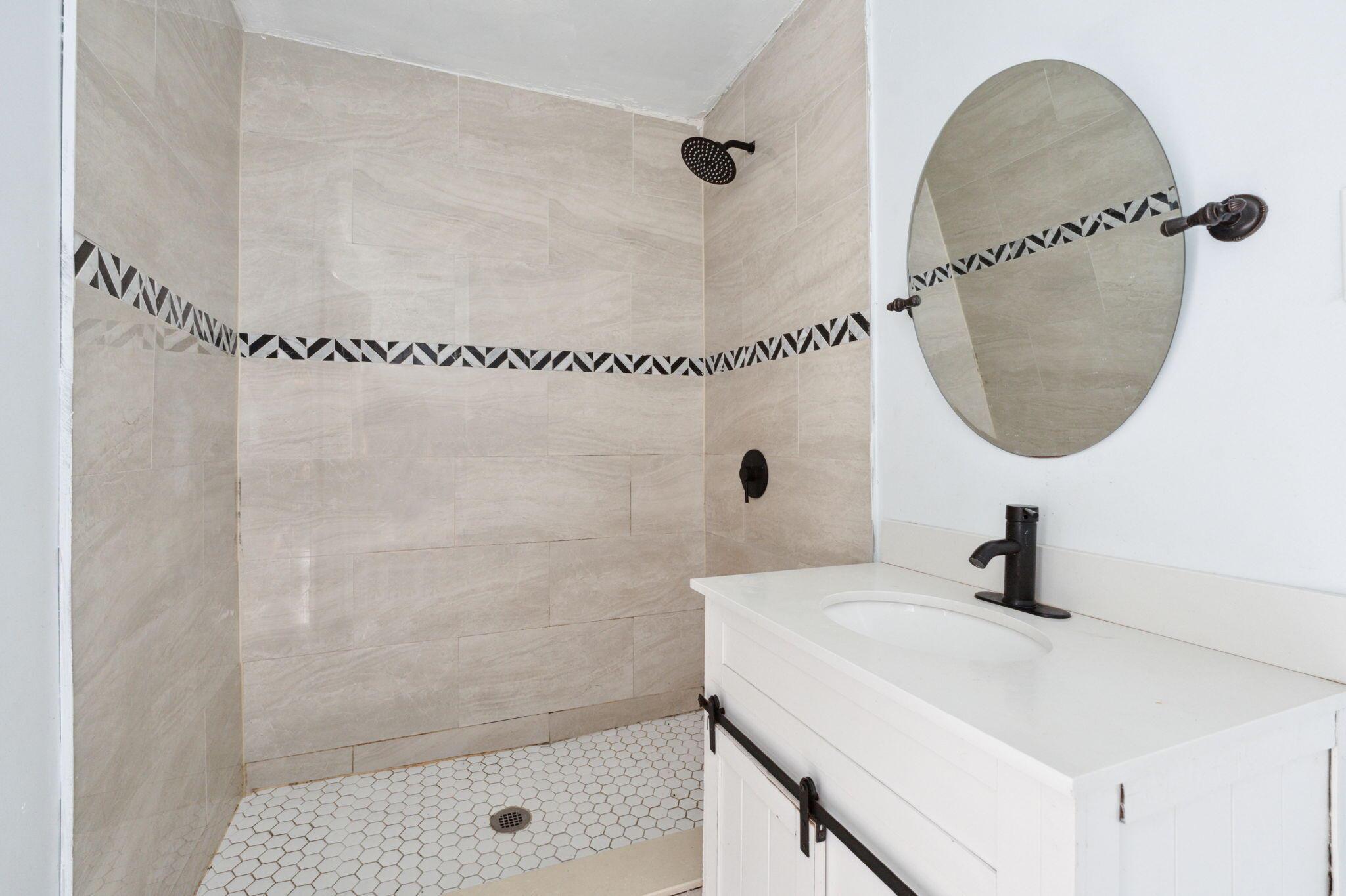 PALM BEACH FARMS CO 7 - Residential Income