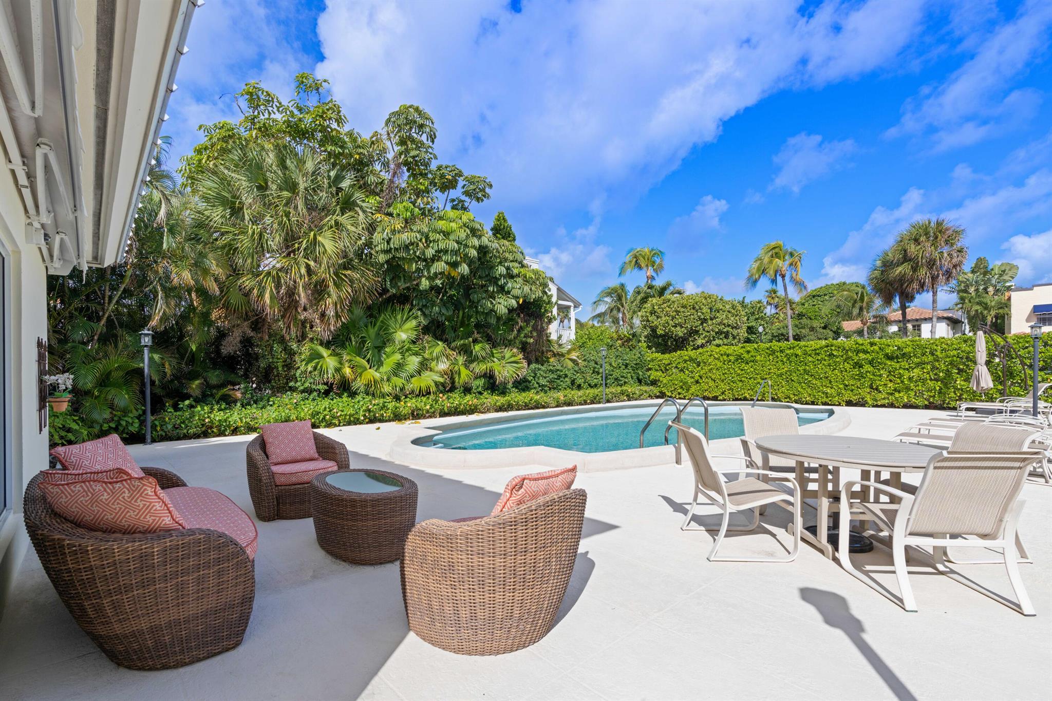 THREE FIFTY CONDO - Residential