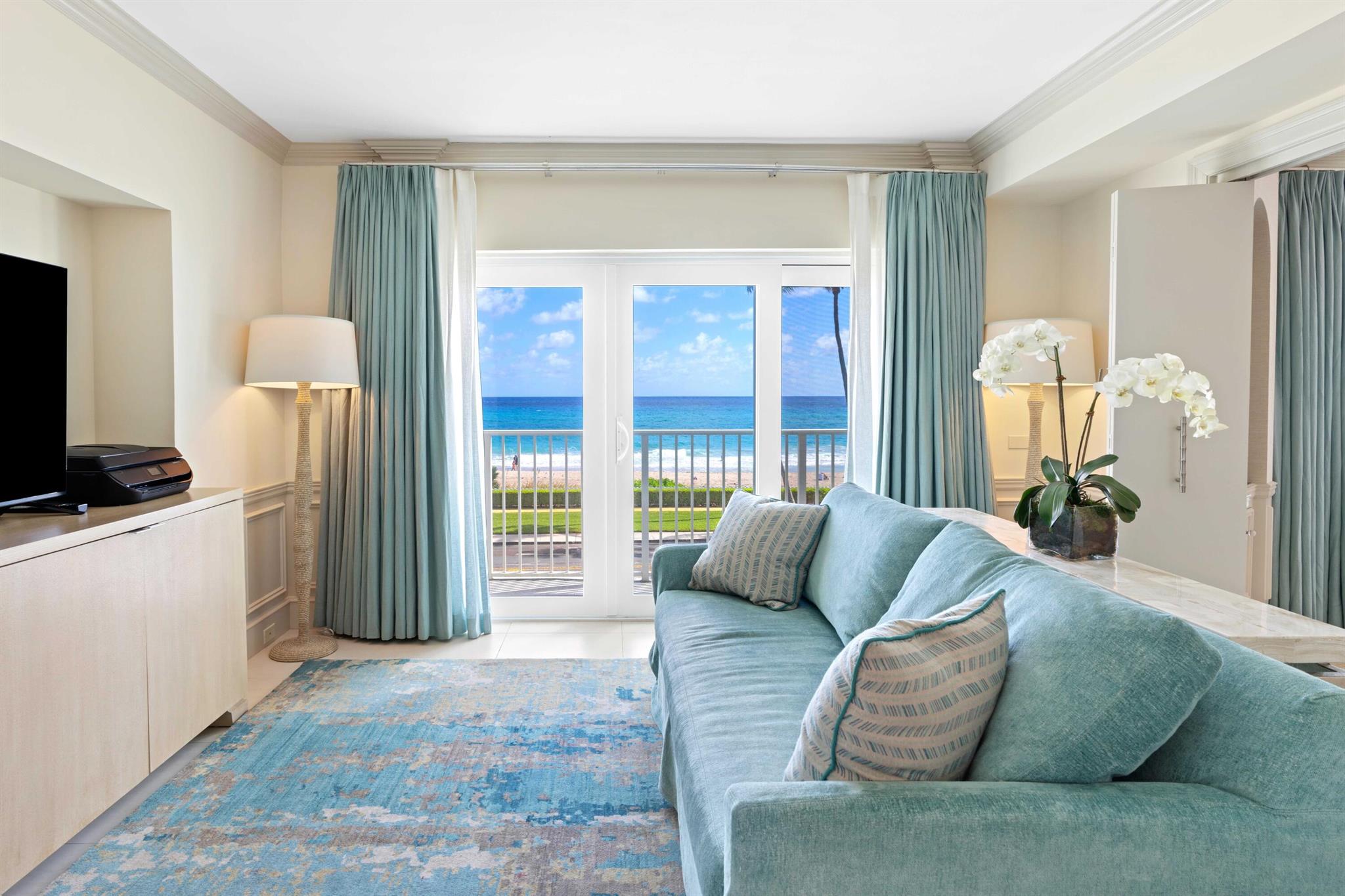 THREE FIFTY CONDO - Residential