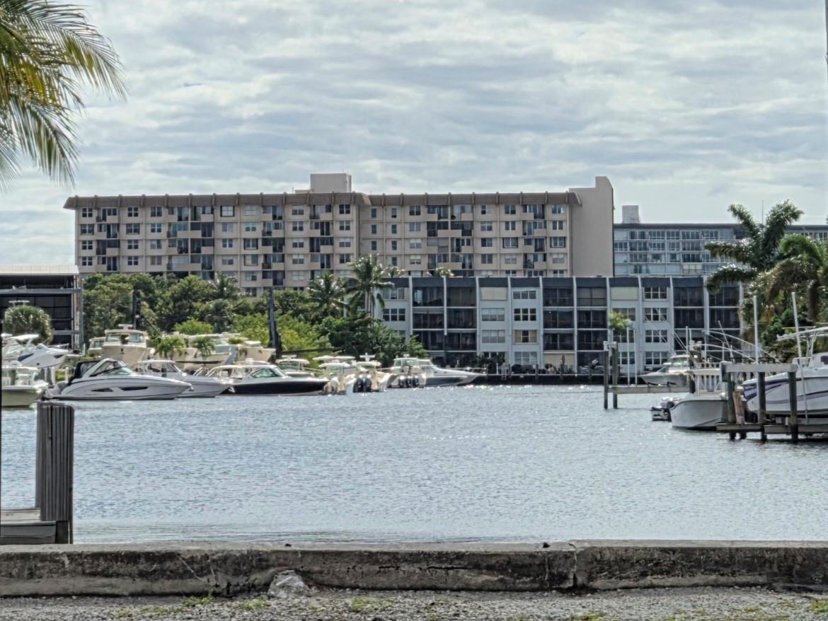 North Hampton Court Condo - Residential Lease