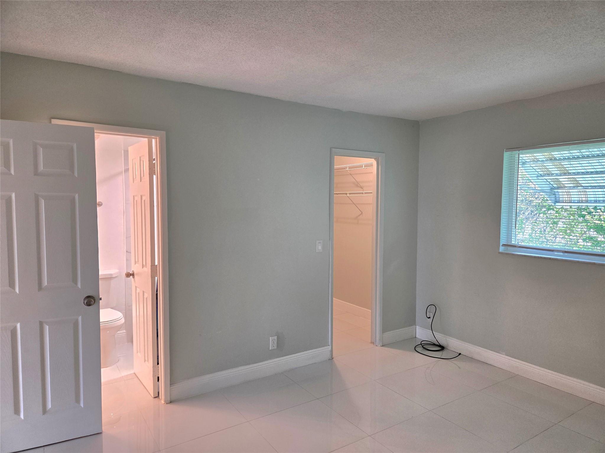 North Hampton Court Condo - Residential Lease