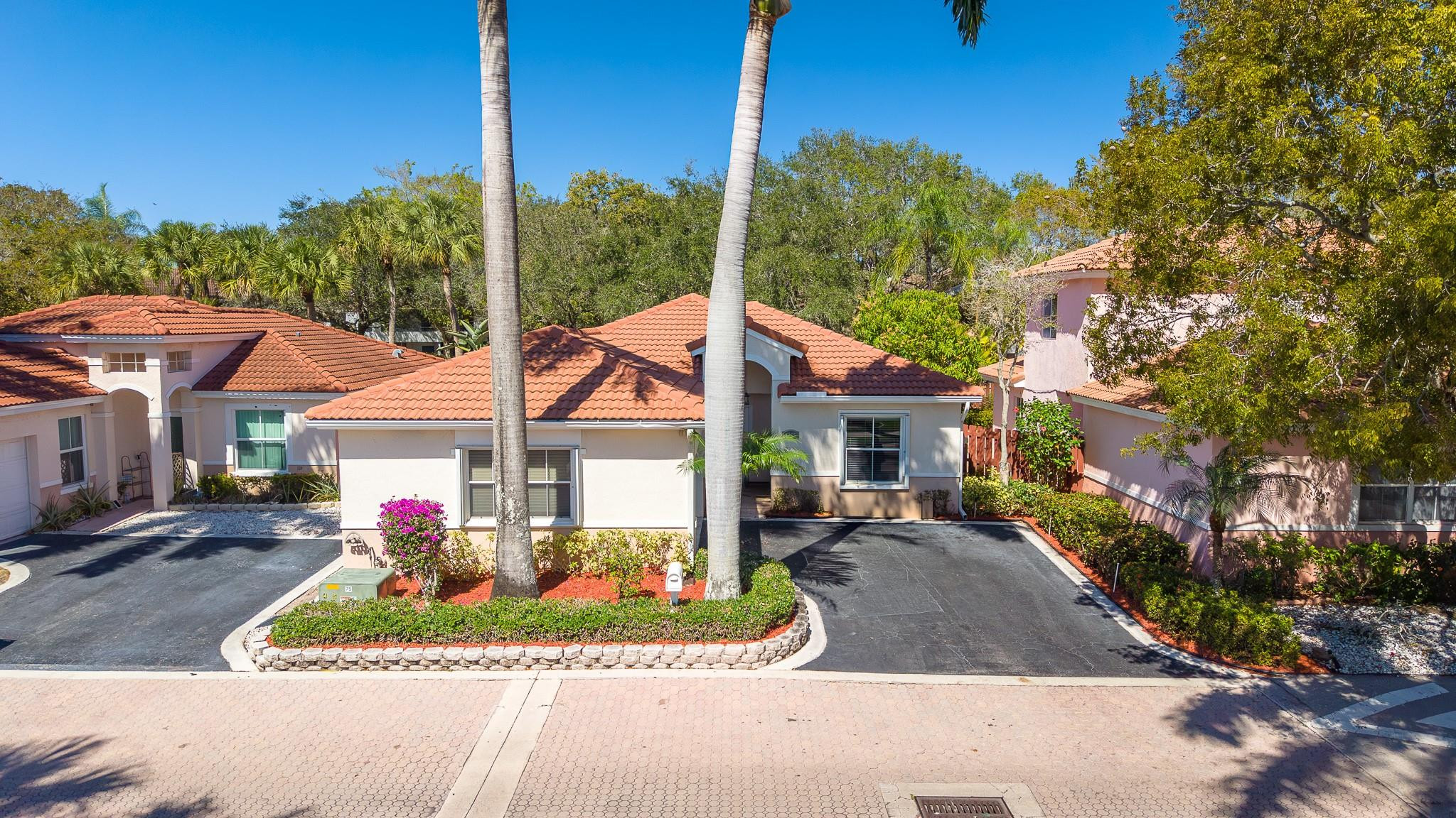 Coco Palms - Residential