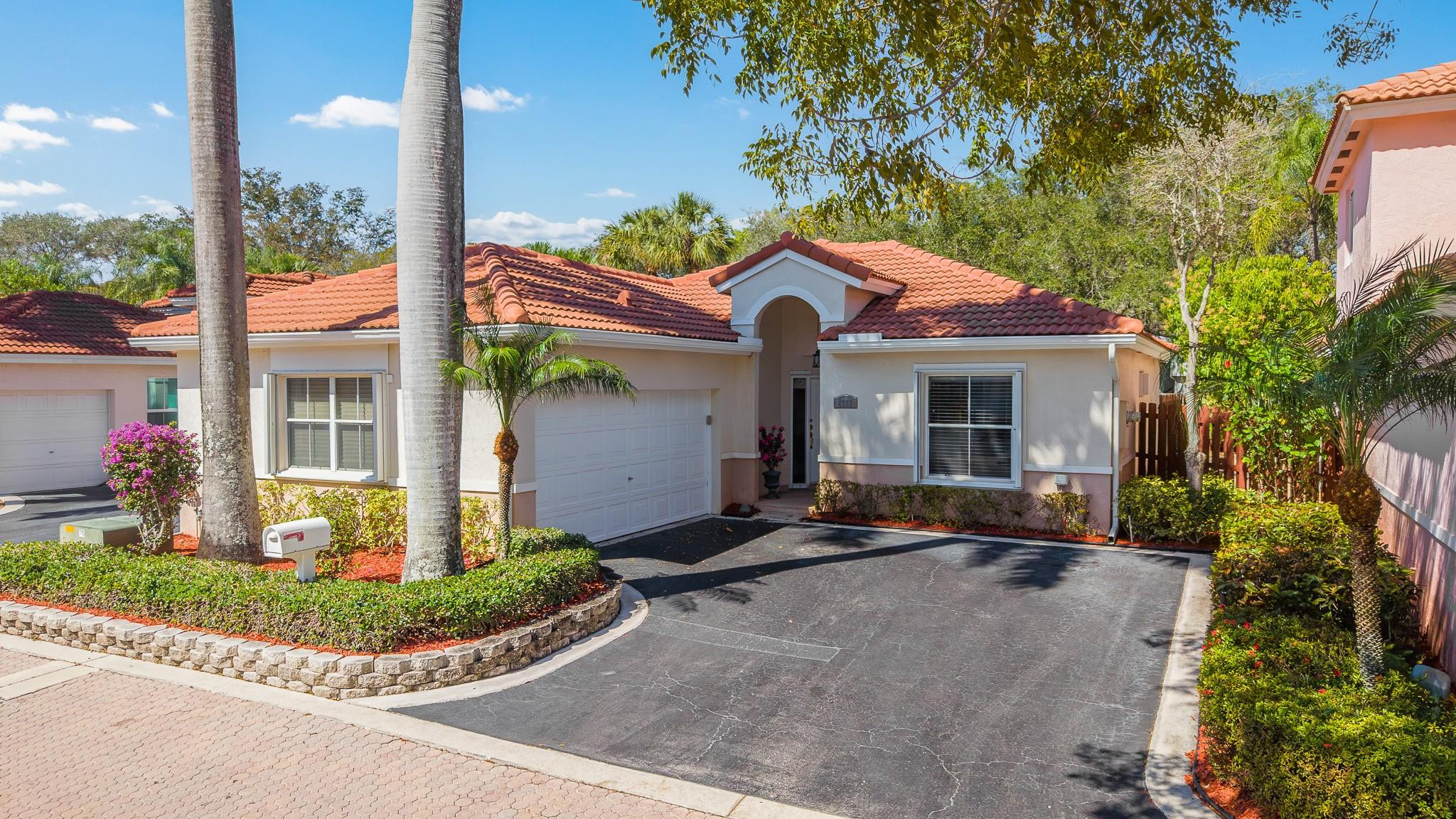 Coco Palms - Residential