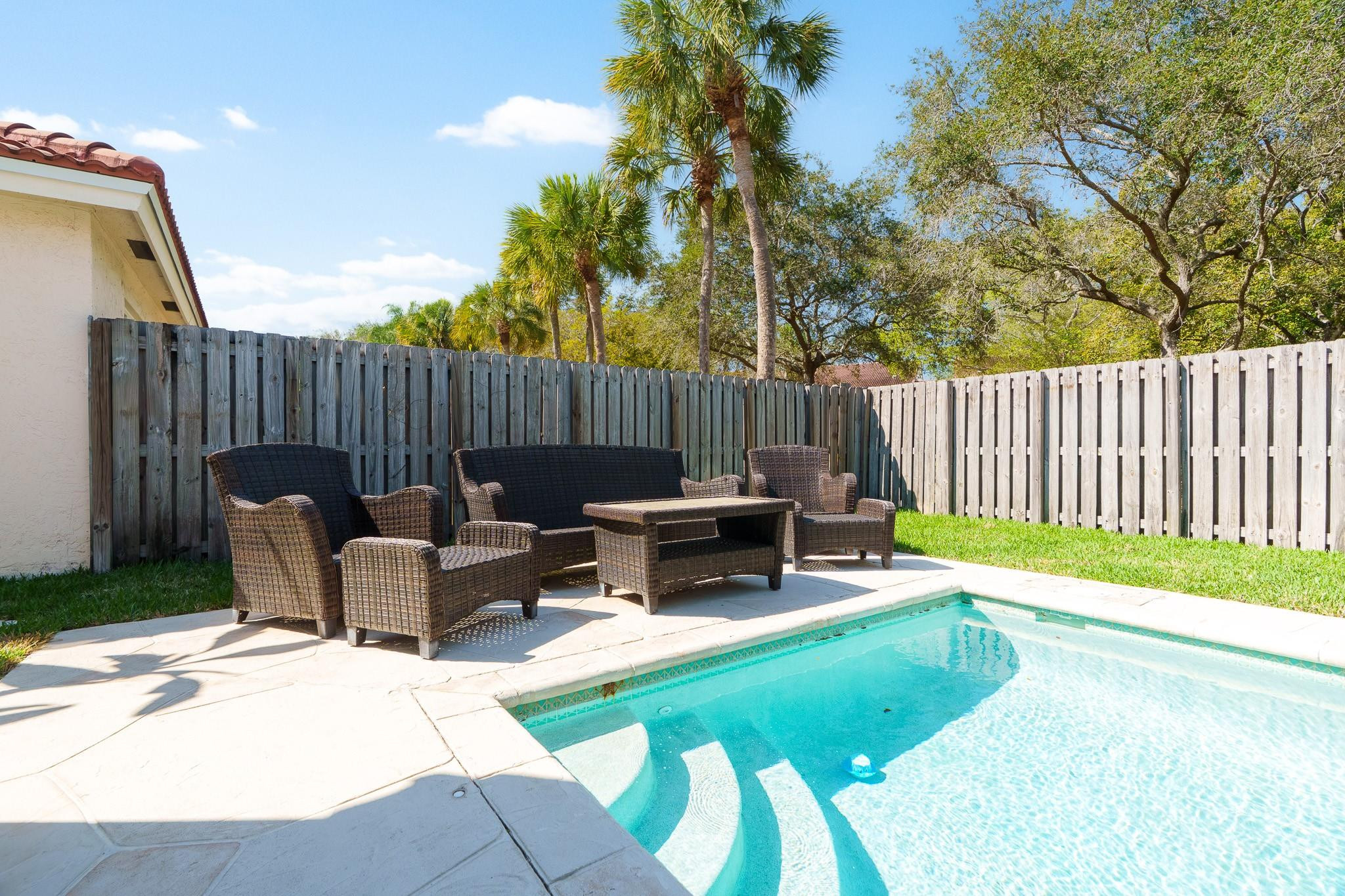 Coco Palms - Residential