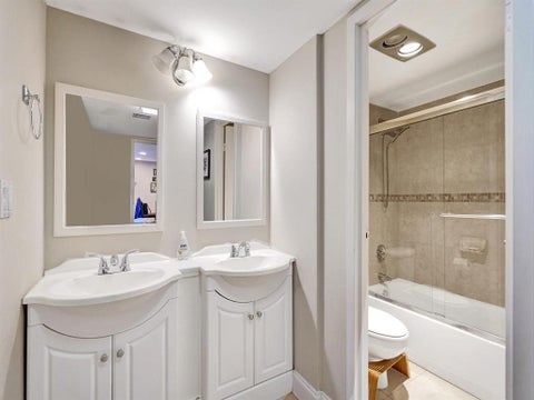 Tiny photo for 3625 N Country Club Drive #210, Aventura, FL 33180 (MLS # B26090934)