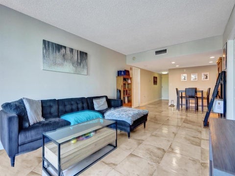 Tiny photo for 3625 N Country Club Drive #210, Aventura, FL 33180 (MLS # B26090934)