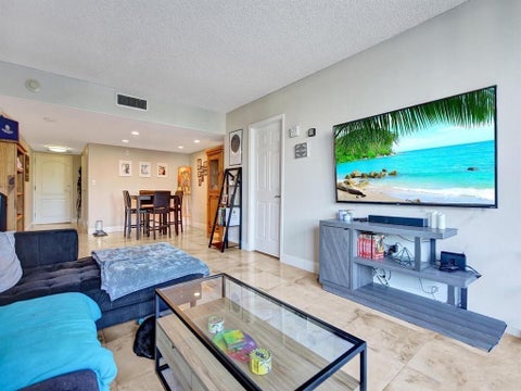 Tiny photo for 3625 N Country Club Drive #210, Aventura, FL 33180 (MLS # B26090934)