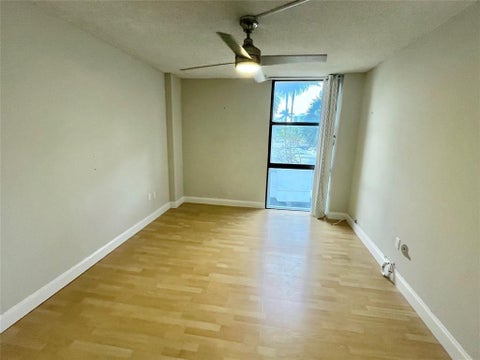 Tiny photo for 3625 N Country Club Drive #210, Aventura, FL 33180 (MLS # B26090934)