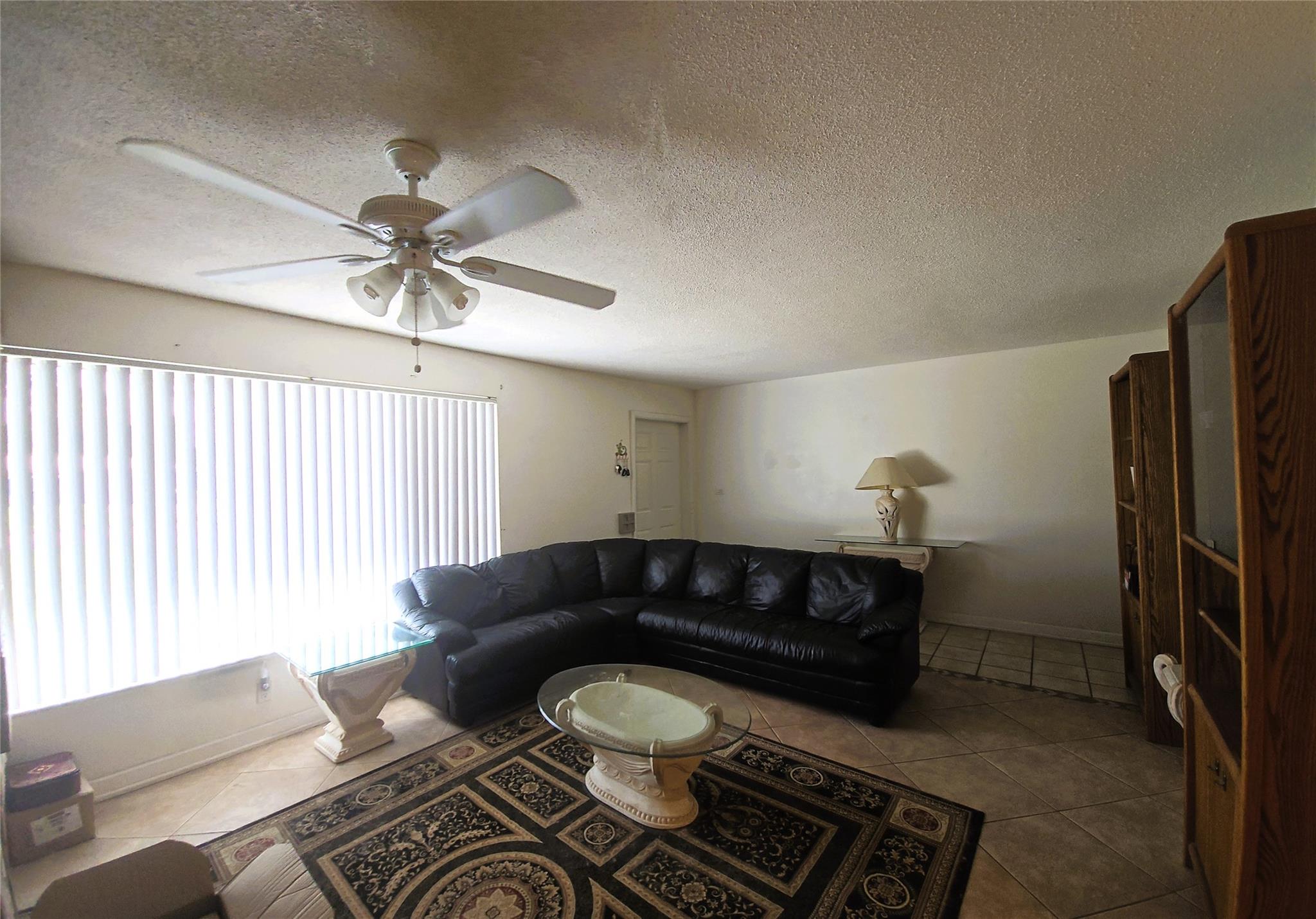 5804 NW 70th Ave