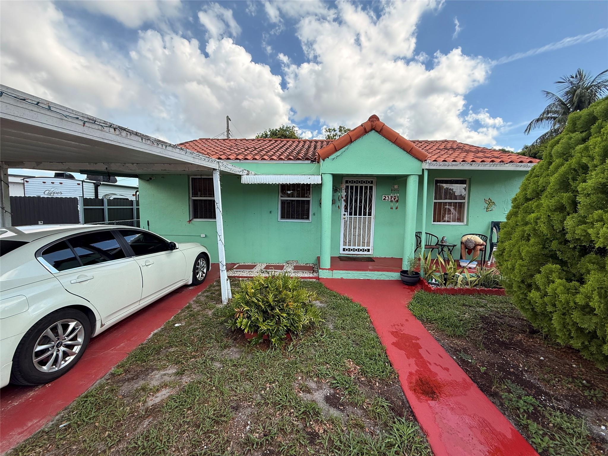 Prime Miami Location! A fantastic opportunity for savvy investors or visionary homeowners! This charming property presents as a 2-bedroom, 1-bath single-family home with a bonus room, but the real value lies in its legal duplex zoning – opening the door to incredible upside potential. Set on a spacious lot with a detached garage and an outbuilding for laundry and storage, this property offers flexibility and functionality. Located in an area experiencing steady growth and revitalization. Whether you're looking to renovate, expand, or redevelop, the possibilities are wide open. Don’t miss out on this value-packed opportunity in one of Miami’s up-and-coming neighborhoods. Bring your vision and unlock the full potential of this hidden gem!