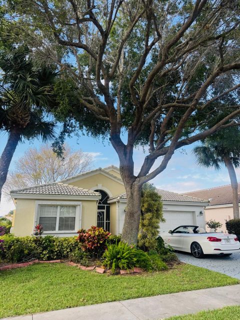 Photo of 12763 Coral Lakes Drive, Boynton Beach, FL 33437 (MLS # B26022868)