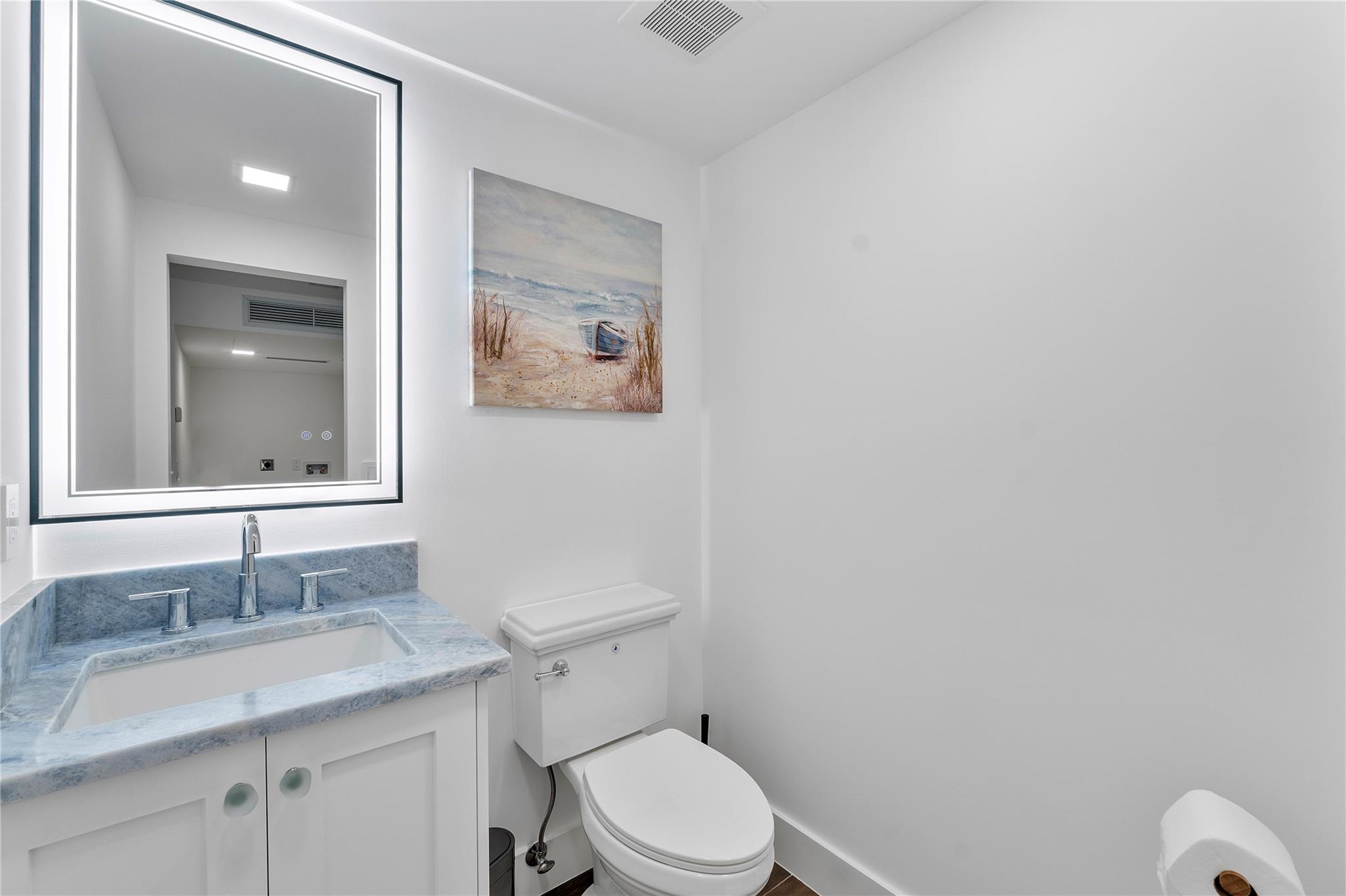 CROWN COLONY CLUB CONDO - Residential