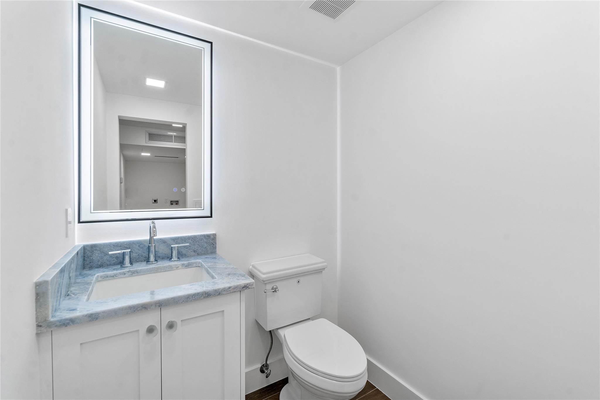 CROWN COLONY CLUB CONDO - Residential