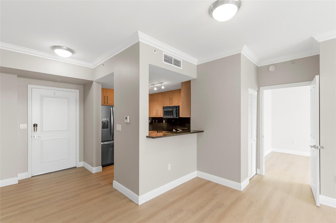 511 SE 5th Avenue 910