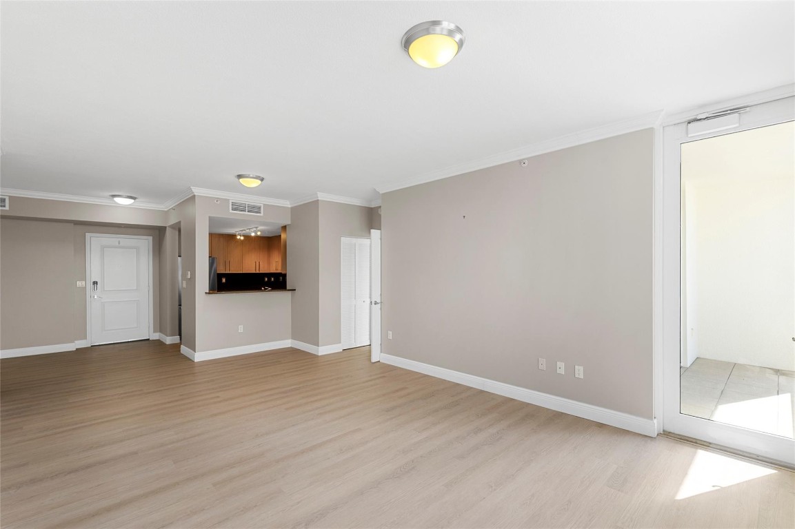 511 SE 5th Avenue 910