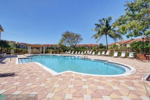 Condominium in Boynton Beach FL 1304 Villa Circle Cir 9.jpg