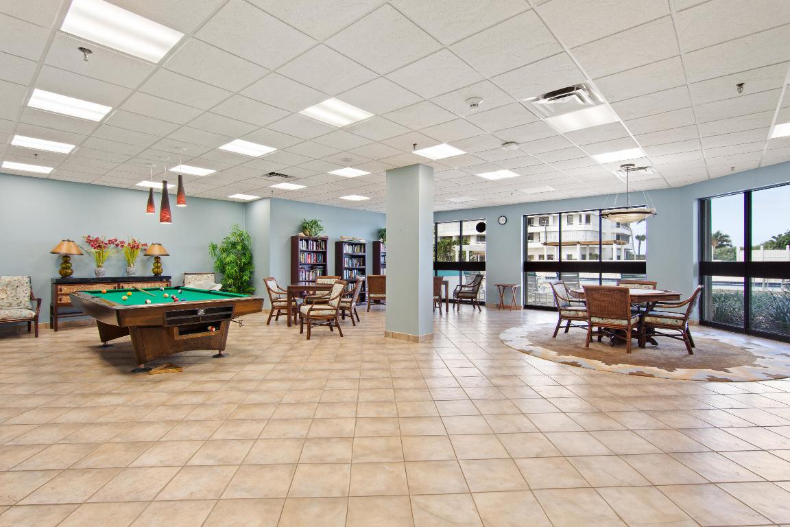 The Miramar II - Residential